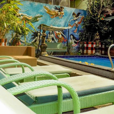 Hotel Lumbung Sari Legian Kültér fotó