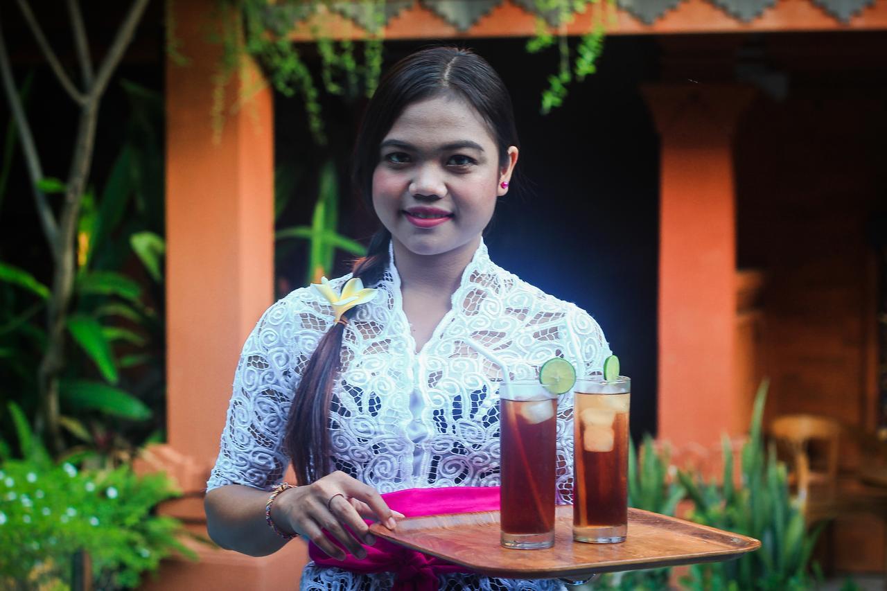 Hotel Lumbung Sari Legian Kültér fotó