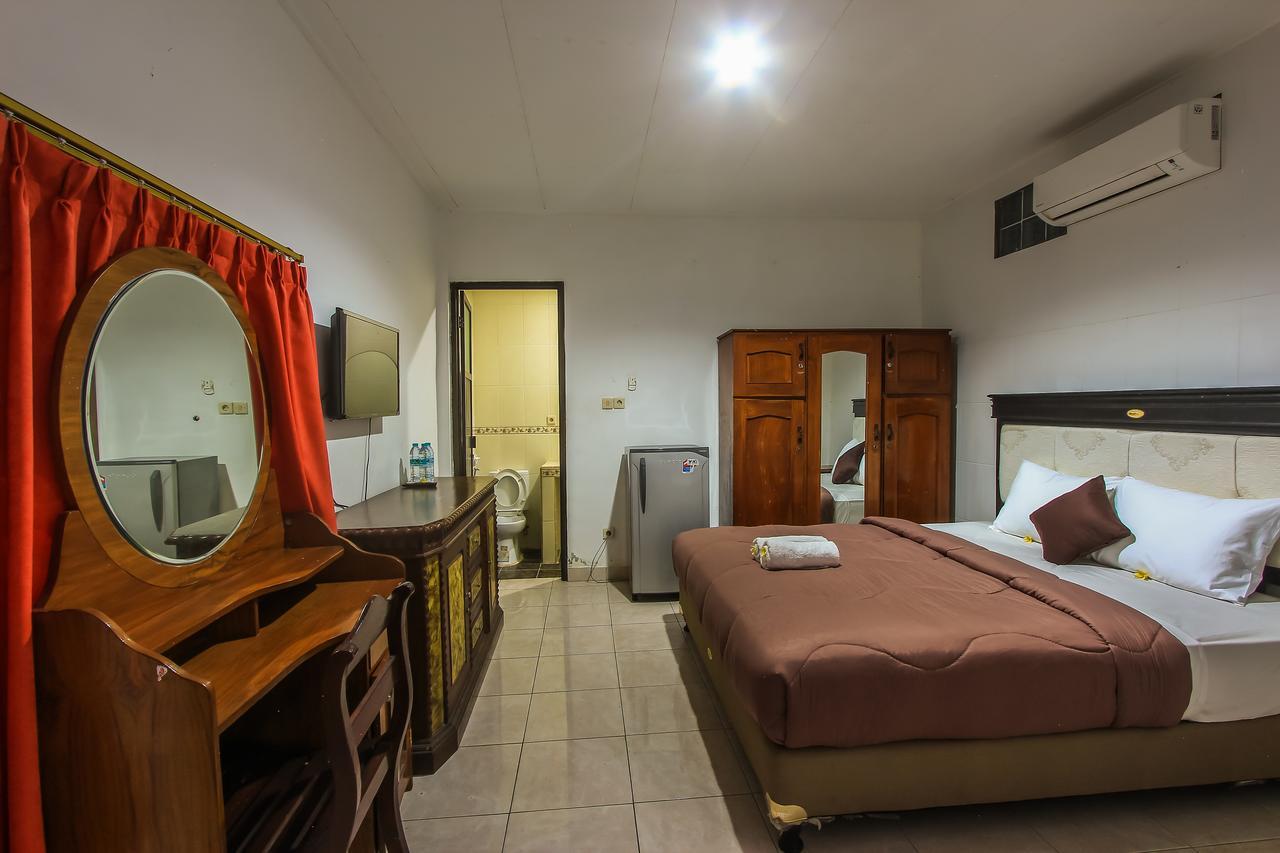 Hotel Lumbung Sari Legian Kültér fotó