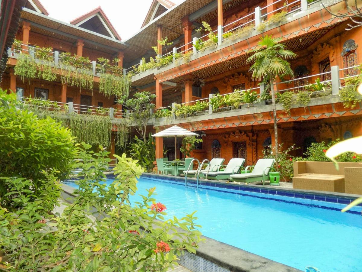 Hotel Lumbung Sari Legian Kültér fotó