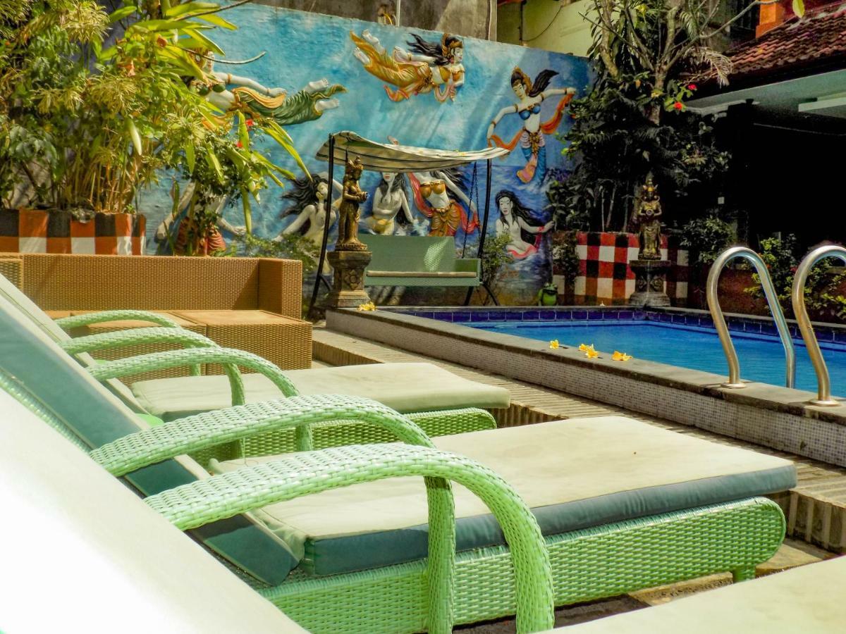 Hotel Lumbung Sari Legian Kültér fotó